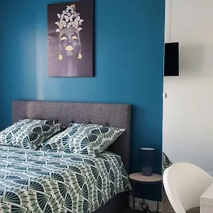 https://private-room-with-shared-space-close-to-paris-chambre.fr-paris.fr